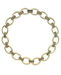 Classically elegant. Oval links and textured spacers create a traditional look on Lauren by Ralph Lauren's collar necklace. Set in 14k gold-plated mixed metal. Approximate length: 18 inches. Classically elegant. Oval links and textured spacers create a traditional look on Lauren by Ralph Lauren's collar necklace. Set in 14k gold-plated mixed metal. Approximate length: 18 inches.