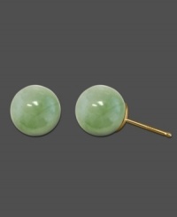 Renew your look with these lovely capsules of pure green jade (8mm). Stud earrings set in 14k gold. Renew your look with these lovely capsules of pure green jade (8mm). Stud earrings set in 14k gold.