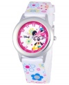 Pretty polka dots and bows! Help your kids stay on time with this fun Time Teacher watch from Disney. Featuring iconic character Minnie Mouse, the hour and minute hands are clearly labeled for easy reading.