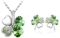 Swarovski Elements Crystal Four Leaf Clover Pendant Necklace 47CM And Earrings Jewelry Set - CN9034Z1 Swarovski Elements Crystal Four Leaf Clover Pendant Necklace 47CM And Earrings Jewelry Set - CN9034Z1