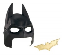 Batman The Dark Knight Rises Cowl and Batarang Role Playset Batman The Dark Knight Rises Cowl and Batarang Role Playset