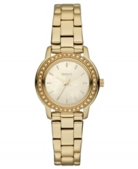 Paired with a business suit or a sundress, this gorgeous DKNY watch is the perfect finishing touch. Paired with a business suit or a sundress, this gorgeous DKNY watch is the perfect finishing touch.