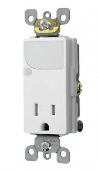 Leviton T6525-W 15-Amp 125V AC Combination Decora Tamper Resistant Receptacle with LED Guide Light, White Leviton T6525-W 15-Amp 125V AC Combination Decora Tamper Resistant Receptacle with LED Guide Light, White