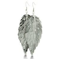 Silver Tone Lightweight Dangle Leaf Earrings. 3 inches long Silver Tone Lightweight Dangle Leaf Earrings. 3 inches long