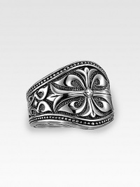 Handsome sterling silver design is detailed with fine Sparta engraving. About ¾ dia (at widest point) Made in USA Handsome sterling silver design is detailed with fine Sparta engraving. About ¾ dia (at widest point) Made in USA