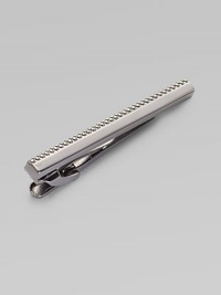 Gunmetal-plated tie bar with etched grid effect.Gunmetal-plated metalHinge closureMade in the United Kingdom Gunmetal-plated tie bar with etched grid effect.Gunmetal-plated metalHinge closureMade in the United Kingdom