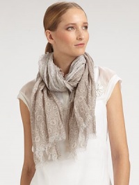 Airy, finespun linen, edged in fringe and printed with a delicate floral pattern.27½ X 47LinenHand washMade in Italy Airy, finespun linen, edged in fringe and printed with a delicate floral pattern.27½ X 47LinenHand washMade in Italy