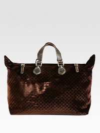 Velvet Diamante tote with two-tone leather handles and closing straps with buckles.Inside pocket with Gucci crest zipperTwo smart phone pocketsBeige cotton and linen lining24W x 15H x 7.5DMade in Italy Velvet Diamante tote with two-tone leather handles and closing straps with buckles.Inside pocket with Gucci crest zipperTwo smart phone pocketsBeige cotton and linen lining24W x 15H x 7.5DMade in Italy