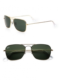Handsome frames with the traditional aviator style. Available in gold frames with crsytal green lenses.Metal100% UV ProtectionMade in Italy Handsome frames with the traditional aviator style. Available in gold frames with crsytal green lenses.Metal100% UV ProtectionMade in Italy