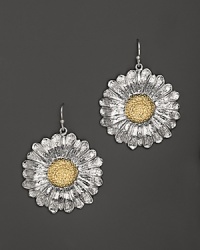Blooming daises are detailed in 18K yellow gold accents on these Buccellati earrings. Blooming daises are detailed in 18K yellow gold accents on these Buccellati earrings.