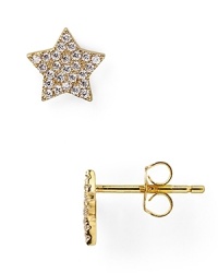 Give every look a perfect gold star with this pair of 18 karat gold vermeil earrings from Crislu, accented by delicate, hand cut cubic zicronia stones. Give every look a perfect gold star with this pair of 18 karat gold vermeil earrings from Crislu, accented by delicate, hand cut cubic zicronia stones.