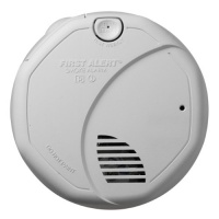 First Alert SA320CN Double Sensor Battery-Powered Smoke and Fire Alarm First Alert SA320CN Double Sensor Battery-Powered Smoke and Fire Alarm