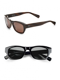 Retro-inspired wayfarer style in lightweight plastic. Available in golden brown horn frames with brown lenses or onyx frames with grey lenses. 100% UV protective Imported Retro-inspired wayfarer style in lightweight plastic. Available in golden brown horn frames with brown lenses or onyx frames with grey lenses. 100% UV protective Imported