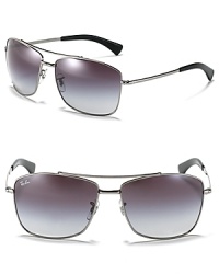 Sporty chic frames and polarized lenses from cult favorite Ray-Ban. Sporty chic frames and polarized lenses from cult favorite Ray-Ban.