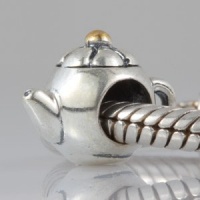 Teapot 14K Gold Plated Charm Authentic 925 Sterling Silver Bead Fits Pandora Chamilia Biagi Troll Charms Europen Style Bracelets Teapot 14K Gold Plated Charm Authentic 925 Sterling Silver Bead Fits Pandora Chamilia Biagi Troll Charms Europen Style Bracelets