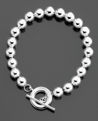 Trendy but timeless, a pretty sterling silver toggle bracelet by Giani Bernini adds instant style. Approximate length: 7-1/2 inches. Trendy but timeless, a pretty sterling silver toggle bracelet by Giani Bernini adds instant style. Approximate length: 7-1/2 inches.