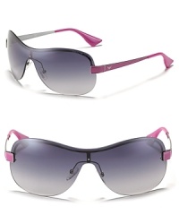 Emporio Armani gives the aviator a modern update with colorblocked temples and a streamlined design. Emporio Armani gives the aviator a modern update with colorblocked temples and a streamlined design.
