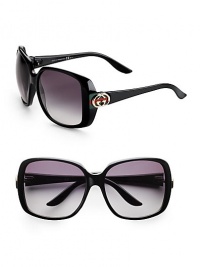 Oversized plastic frames with GG logo and web stripe detail. Available in shiny black with grey shade lens.Injected propionate lens 100% UV protection Made in Italy Oversized plastic frames with GG logo and web stripe detail. Available in shiny black with grey shade lens.Injected propionate lens 100% UV protection Made in Italy