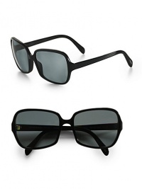 Retro chic style with this plastic frame. Available in black with gray polarized lens. 100% UV protection Imported Retro chic style with this plastic frame. Available in black with gray polarized lens. 100% UV protection Imported