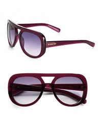 Unleash your inner celebrity in these striking plastic aviators with logo temples. Available in violet with gradient blue lens.Plastic logo temples100% UV protectionMade in Italy Unleash your inner celebrity in these striking plastic aviators with logo temples. Available in violet with gradient blue lens.Plastic logo temples100% UV protectionMade in Italy