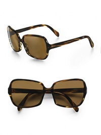 Retro chic style with this plastic frame. Available in cocobolo with brown polarized lens. 100% UV protection Imported Retro chic style with this plastic frame. Available in cocobolo with brown polarized lens. 100% UV protection Imported