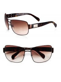 Square-shaped metal aviator sunglasses with plastic temples. UV 400 lens 100% UV protective Made in Italy Square-shaped metal aviator sunglasses with plastic temples. UV 400 lens 100% UV protective Made in Italy