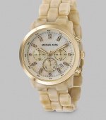 Horn design adds elegance to a chronograph style with shiny gold IP accents, bringing true luxury just a little bit closer to your wrist. Japanese analog movement Waterproof up to 5 ATM 40mm case with IP (ionic plating) gold elements Light champagne mother-of-pearl dial Three chronograph sub dials Round face Stone double indexes Second hand Acrylic horn bracelet Imported