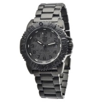 Luminox Men's 3152.BO Colormark Blackout Luminescent Watch Luminox Men's 3152.BO Colormark Blackout Luminescent Watch