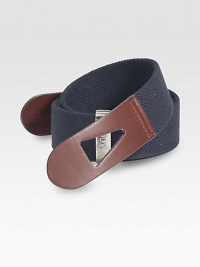 A casual classic, designed in a substantial cotton weave with a leather slide-through buckle.Cotton weaveLeatherAbout 2 wideMade in Italy A casual classic, designed in a substantial cotton weave with a leather slide-through buckle.Cotton weaveLeatherAbout 2 wideMade in Italy