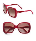 Artfully twisted temples and oversized square frames give this chic design a retro appeal. Available in fuchsia with brown gradient lenses and black with grey gradient lens .Logo accented temples100% UV protectionMade in Italy