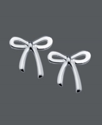 Style that will throw you for a loop! Tie it all together in Unwritten's adorable ribbon studs. Crafted in sterling silver. Approximate diameter: 1/2 inch. Style that will throw you for a loop! Tie it all together in Unwritten's adorable ribbon studs. Crafted in sterling silver. Approximate diameter: 1/2 inch.