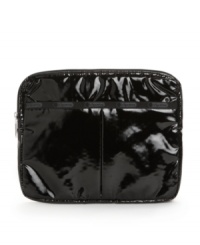 With a glossy patent finish and a padded interior, this e-reader case keeps your Kindle, Nook or iPad safe and stylish. With a glossy patent finish and a padded interior, this e-reader case keeps your Kindle, Nook or iPad safe and stylish.
