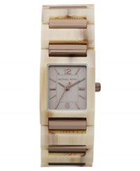 The chic blend of espresso and faux-horn creates an exotic Michael Kors timepiece. The chic blend of espresso and faux-horn creates an exotic Michael Kors timepiece.