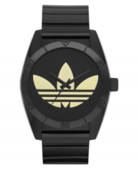 With a golden logo at the dial, this stylish adidas watch displays winning fashion. With a golden logo at the dial, this stylish adidas watch displays winning fashion.