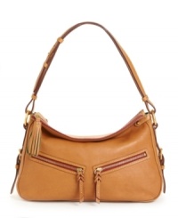 Be biased: with slanted zip pockets, contrast colors and burnt edges, this chic sac has a uniquely stylish perspective on the season's trends. Be biased: with slanted zip pockets, contrast colors and burnt edges, this chic sac has a uniquely stylish perspective on the season's trends.