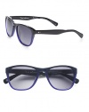 This unique frame features a slightly rounded teardrop lens shape, keyhole bridge and solid CR-39 polarized lenses for a vintage-inspired look. Available in onyx/navy with grey gradient lens.100% UV ProtectionImported