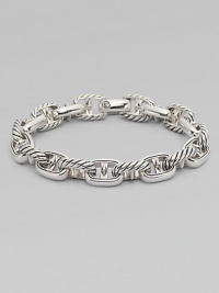 Defined anchor links handsomely crafted in fine sterling silver.Sterling SilverAbout 9Lobster claspImported Defined anchor links handsomely crafted in fine sterling silver.Sterling SilverAbout 9Lobster claspImported