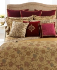 Bring a new sense of sophistication to your bed with indulgent 450-thread count cotton sateen in an exotic leopard print. Bring a new sense of sophistication to your bed with indulgent 450-thread count cotton sateen in an exotic leopard print.