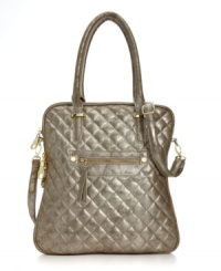 Make it a metallic moment with this standout style from Steve Madden that takes a cue from classic quilting. Signature hardware and eye-catching golden accents adorn the spacious silhouette, making it the perfect companion for deskside or dinner date. Make it a metallic moment with this standout style from Steve Madden that takes a cue from classic quilting. Signature hardware and eye-catching golden accents adorn the spacious silhouette, making it the perfect companion for deskside or dinner date.