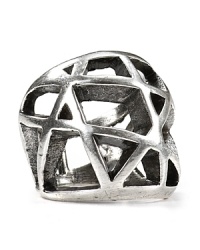 Inject some serious edge into your jewel box with this caged ring from Low Luv by Erin Wasson, crafted for a tough-chic look from silver plated metal. Inject some serious edge into your jewel box with this caged ring from Low Luv by Erin Wasson, crafted for a tough-chic look from silver plated metal.