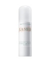 Crème de la Mer is also available in a lotion formulation containing the original Miracle Broth™ and its extraordinary benefits. Tailored to the needs of normal to dry skin, The Moisturizing Lotion is a lightweight alternative to Crème de la Mer and leaves skin soft and supple to the touch.