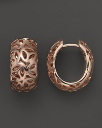 An open weave design lends modern appeal to Di MODOLO's small hoop earrings. An open weave design lends modern appeal to Di MODOLO's small hoop earrings.