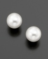 The classic simplicity of Belle de Mer's stud earrings make them an appropriate choice for virtually any occasion. Radiant cultured Akoya pearls (6-6-1/2 mm) are set in 14k gold.