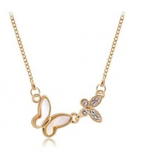 Fashionable Gold Tone Chain Swarovski Crystal Butterfly Flower Pendant Necklace Fashionable Gold Tone Chain Swarovski Crystal Butterfly Flower Pendant Necklace