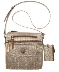 With classic style and a wealth of exterior pockets, the Giani Bernini Circle Signature Crossbody gives you immediate access to your daily essentials. With classic style and a wealth of exterior pockets, the Giani Bernini Circle Signature Crossbody gives you immediate access to your daily essentials.