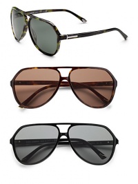 A full-rim design with modern sensibilities, designed in lightweight acetate in a trio of color choices. Available in black frames with grey lenses, Havana frames with brown lenses or green Havana frames with grey/green lenses. Temple logo detail UV400 lens 100% UV protective Made in Italy A full-rim design with modern sensibilities, designed in lightweight acetate in a trio of color choices. Available in black frames with grey lenses, Havana frames with brown lenses or green Havana frames with grey/green lenses. Temple logo detail UV400 lens 100% UV protective Made in Italy