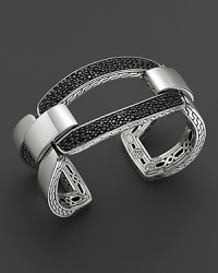 John Hardy's classic chain link cuff makes a statement with bold black sapphire details. John Hardy's classic chain link cuff makes a statement with bold black sapphire details.