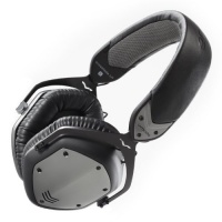 V-MODA Crossfade LP Over-Ear Noise-Isolating Metal Headphone (Gunmetal Black) V-MODA Crossfade LP Over-Ear Noise-Isolating Metal Headphone (Gunmetal Black)
