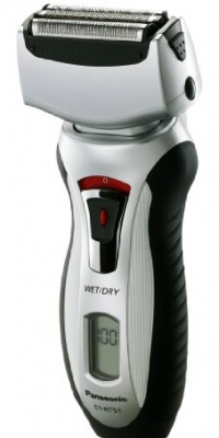 Panasonic ES-RT51-S 3-Blade Nanotech Wet/dry Rechargeable Shaver, Silver Panasonic ES-RT51-S 3-Blade Nanotech Wet/dry Rechargeable Shaver, Silver