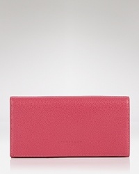 Upgrade your on-the-go essentials with this wallet from Longchamp. Crafted from luxurious leather with multiple pockets, it's simple style that plays off the label's practical-chic. Upgrade your on-the-go essentials with this wallet from Longchamp. Crafted from luxurious leather with multiple pockets, it's simple style that plays off the label's practical-chic.